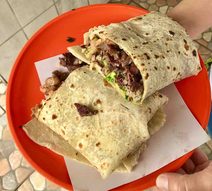 Burros de Carne Asada
