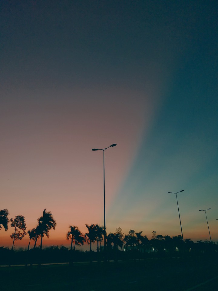 Pink vs Blue