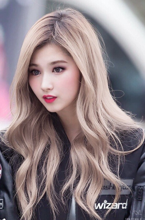 트와이스 사나 (Twice Sana)