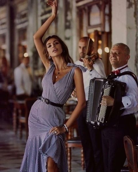 Standing, dress háttérképek