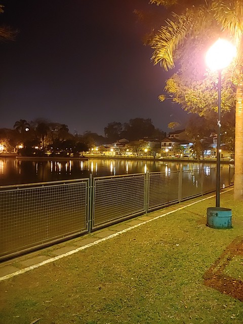 Lago dos Patos à noite 2