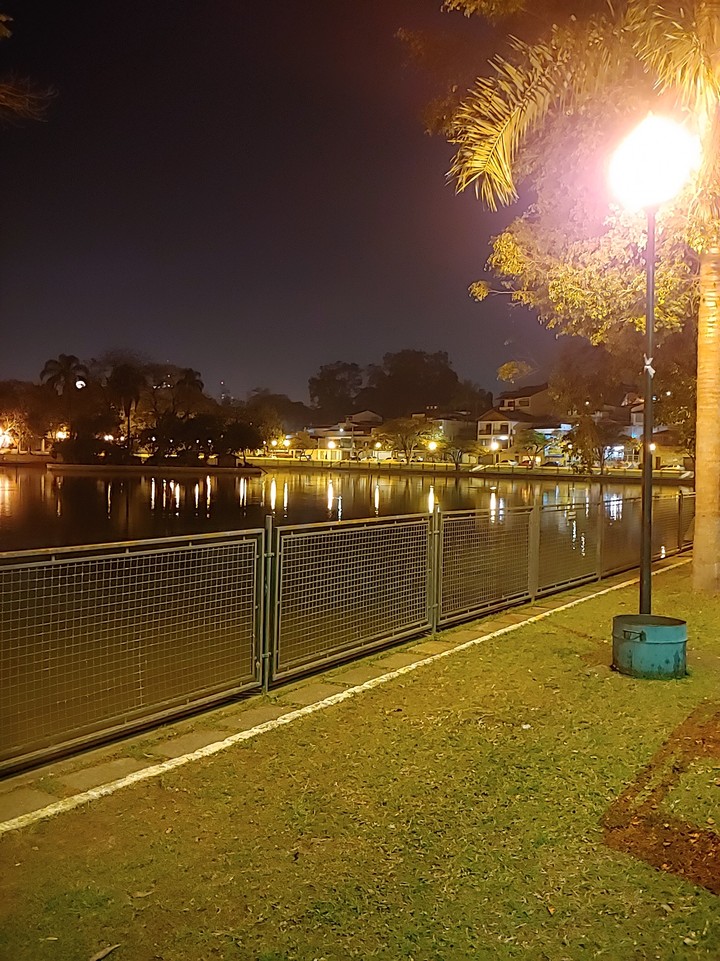 Lago dos Patos à noite 2
