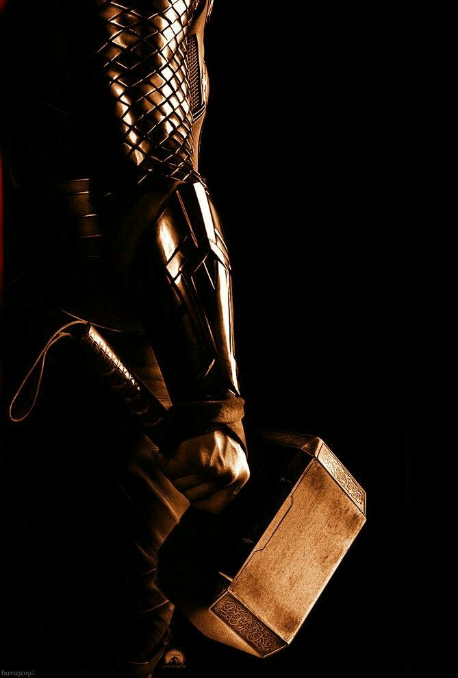 Thor & Mjolnir