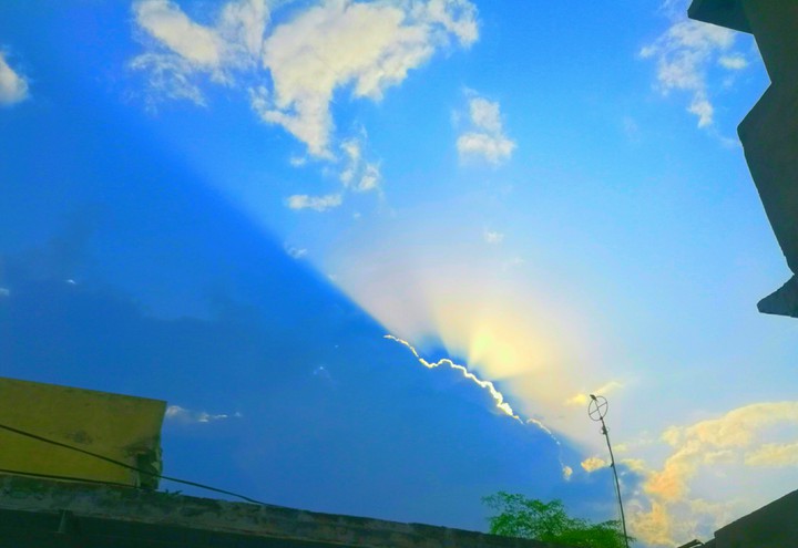 Beautiful Clouds And Sun rays.