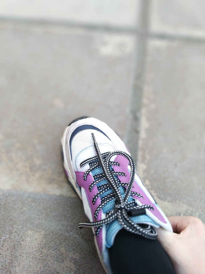 how do you like my sneakers