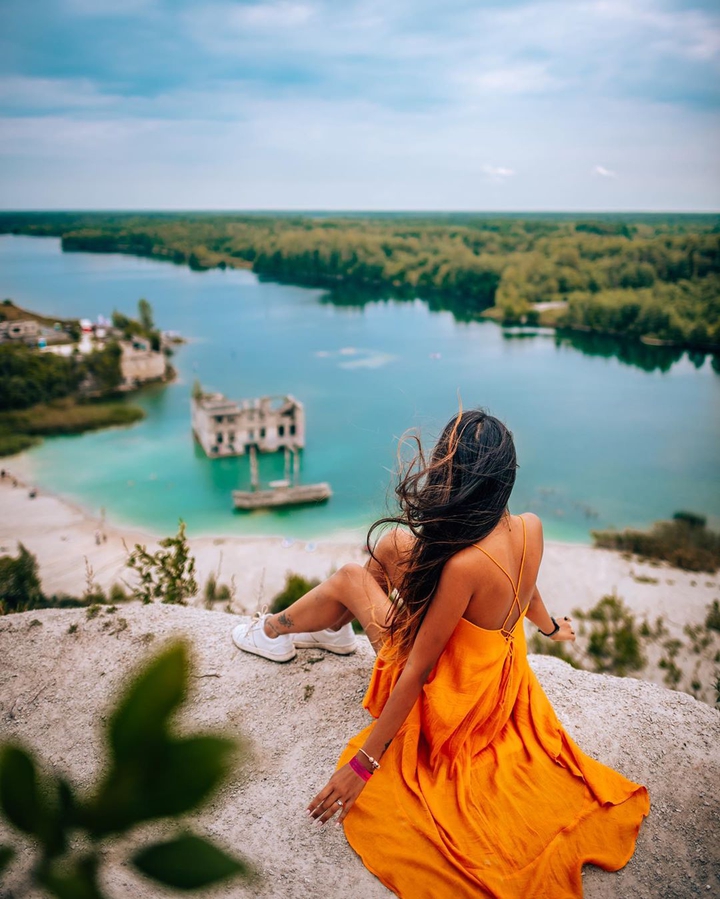〰❤ Girl On Vacation ❤〰