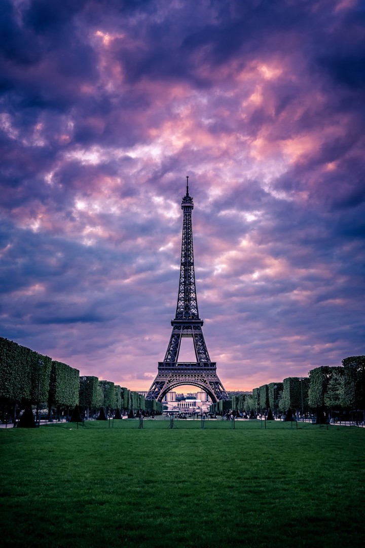 Eiffel tower 6