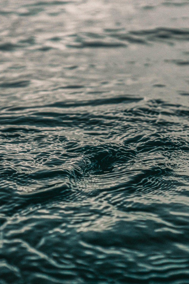 wave