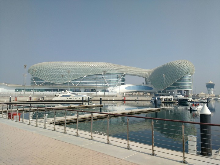 Yas Viceroy, Abu Dhabi.