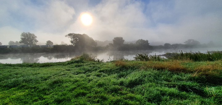Sonnenaufgang an der Weser