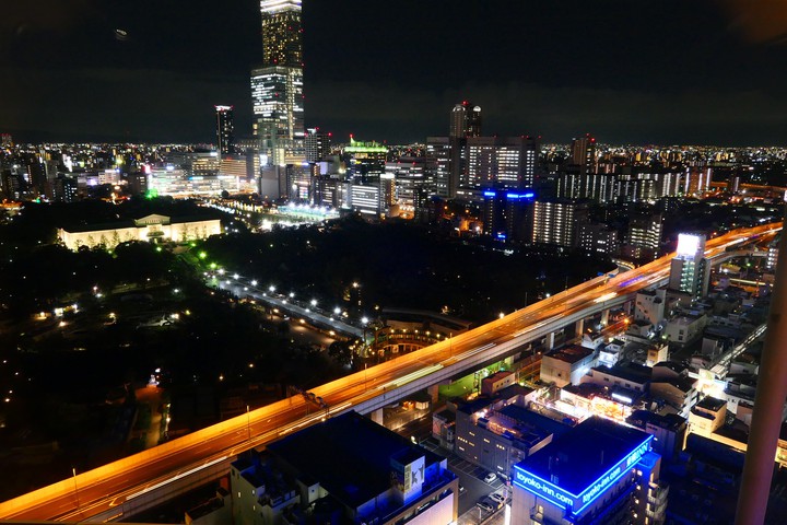 midnight cityview