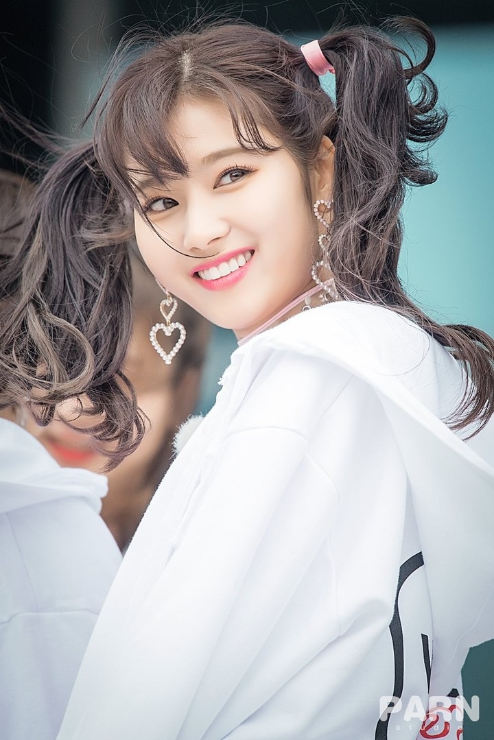 사나
