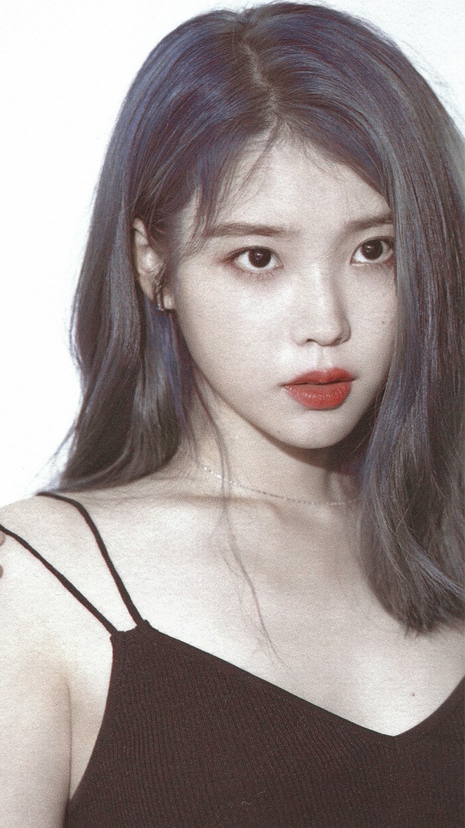 IU