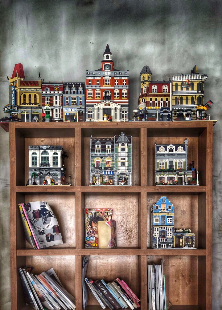 Under Lego