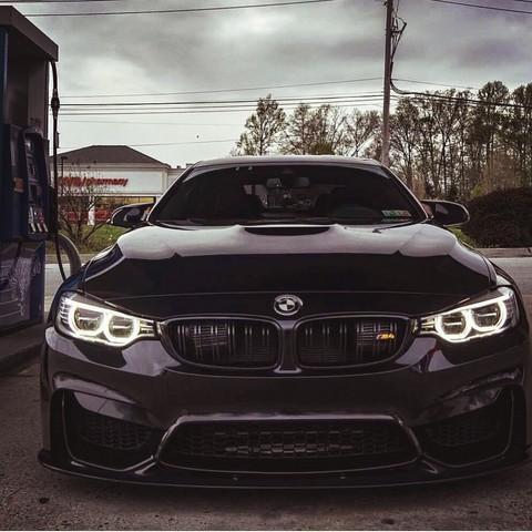 bLaCk BmW