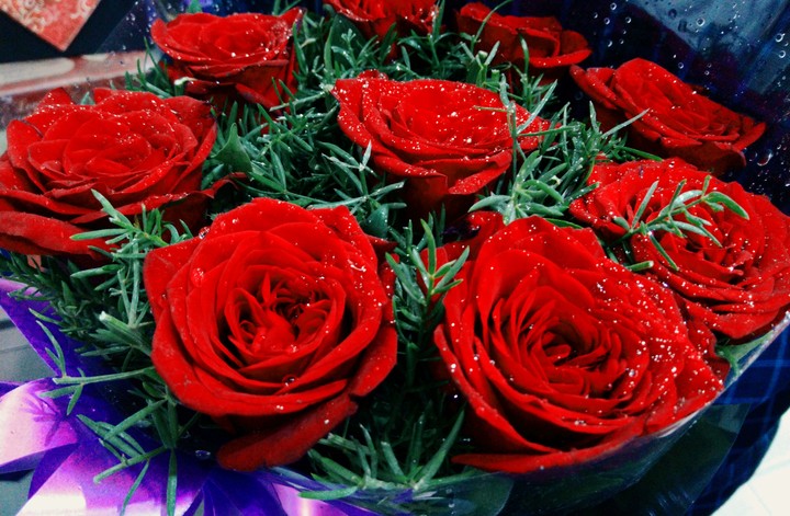 RED ROSE