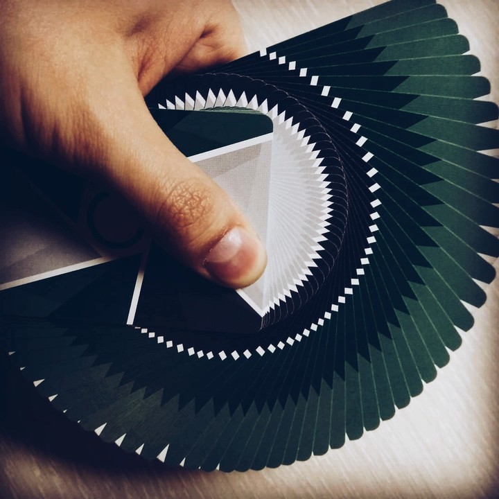 Virtuoso fan