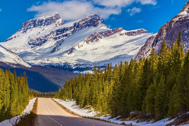 Alberta Canada Banff National Park Mountain Road Distance
