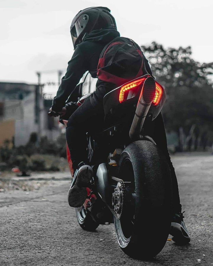 ❤️ ❤️ ✌️