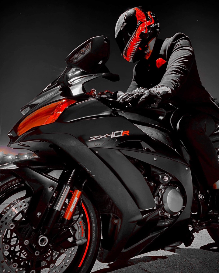 kawasaki ninja ZX10R Black & Red