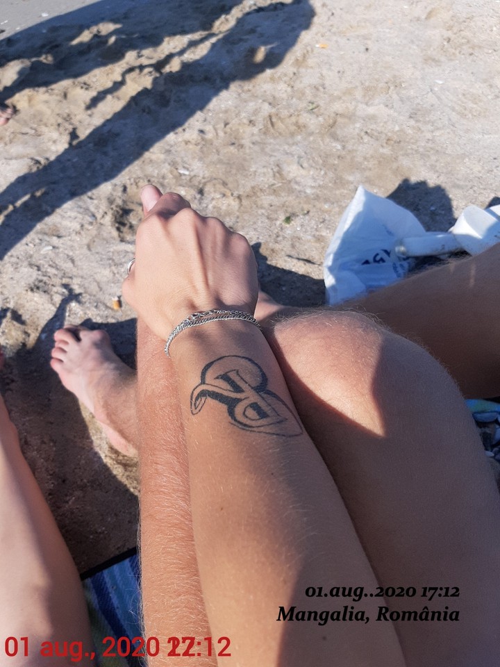 R❤