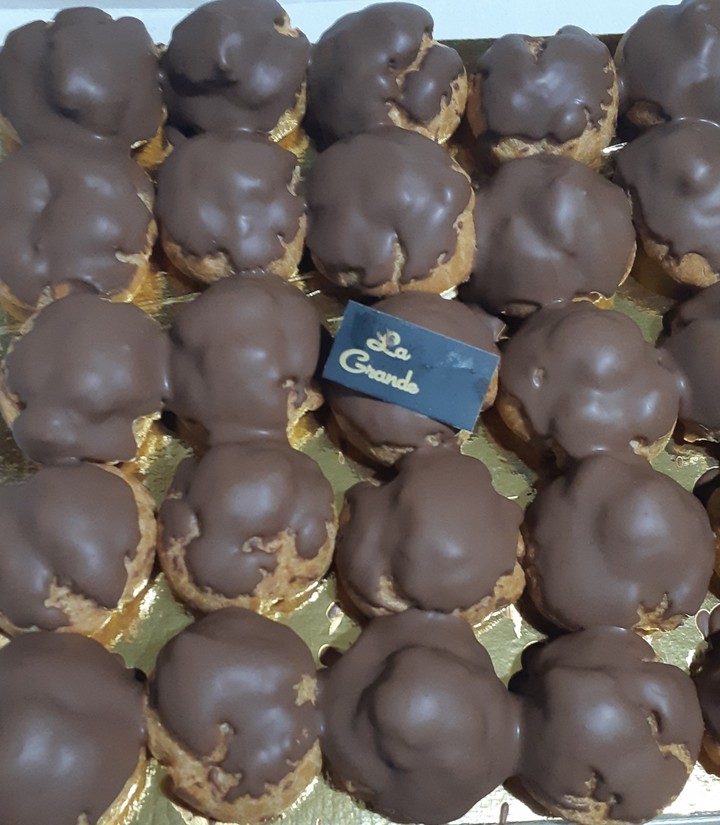 Kato Eclair