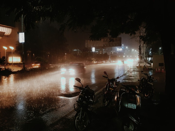 Wet night 