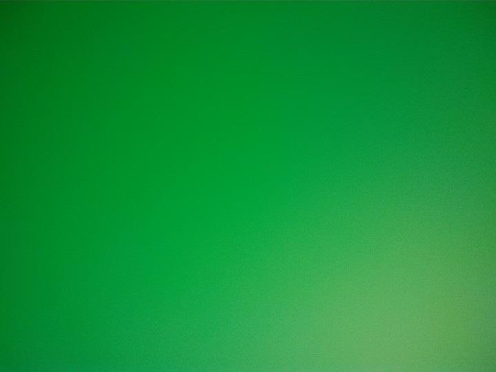 Emerald colour