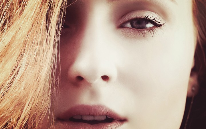Sophie Turner Portrait Close Up