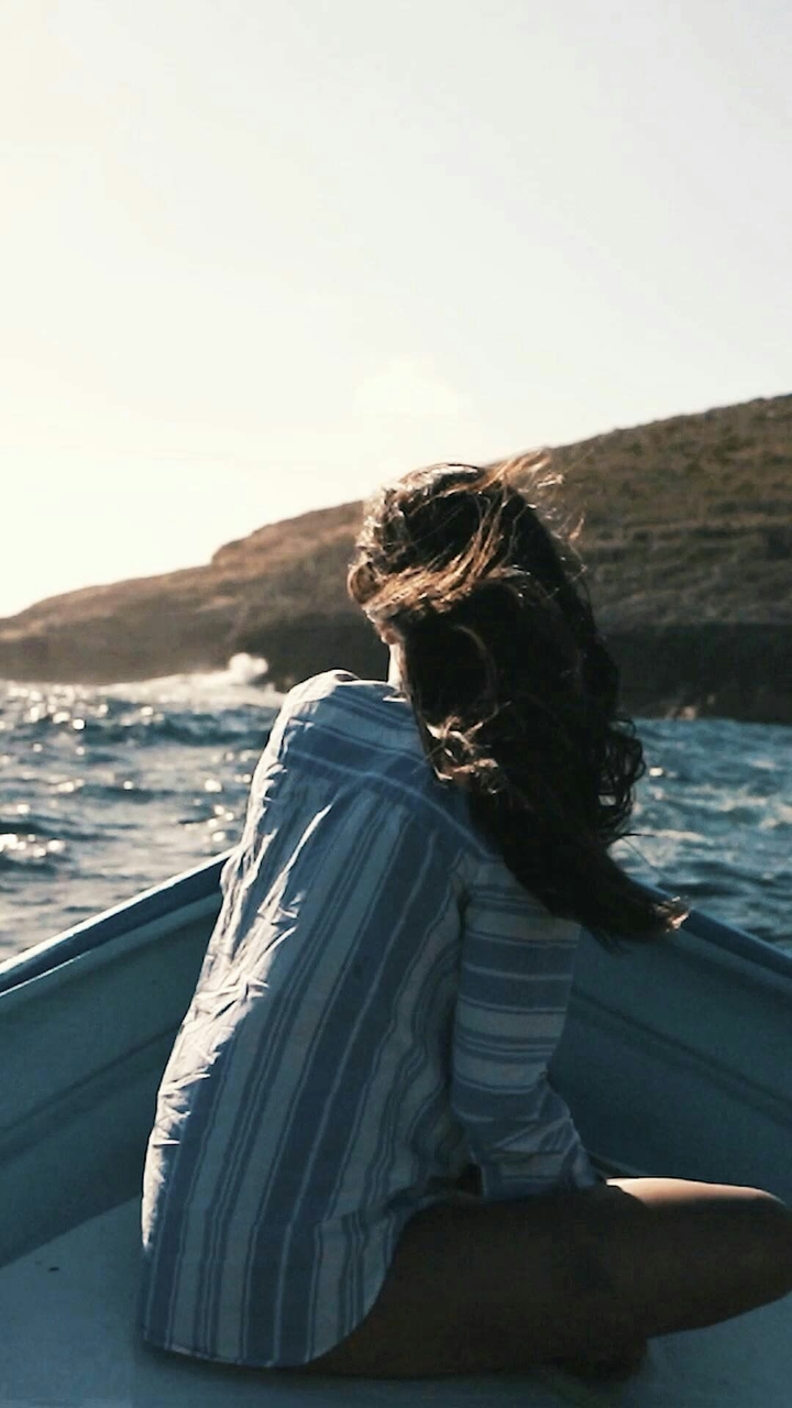 beautiful girl n view