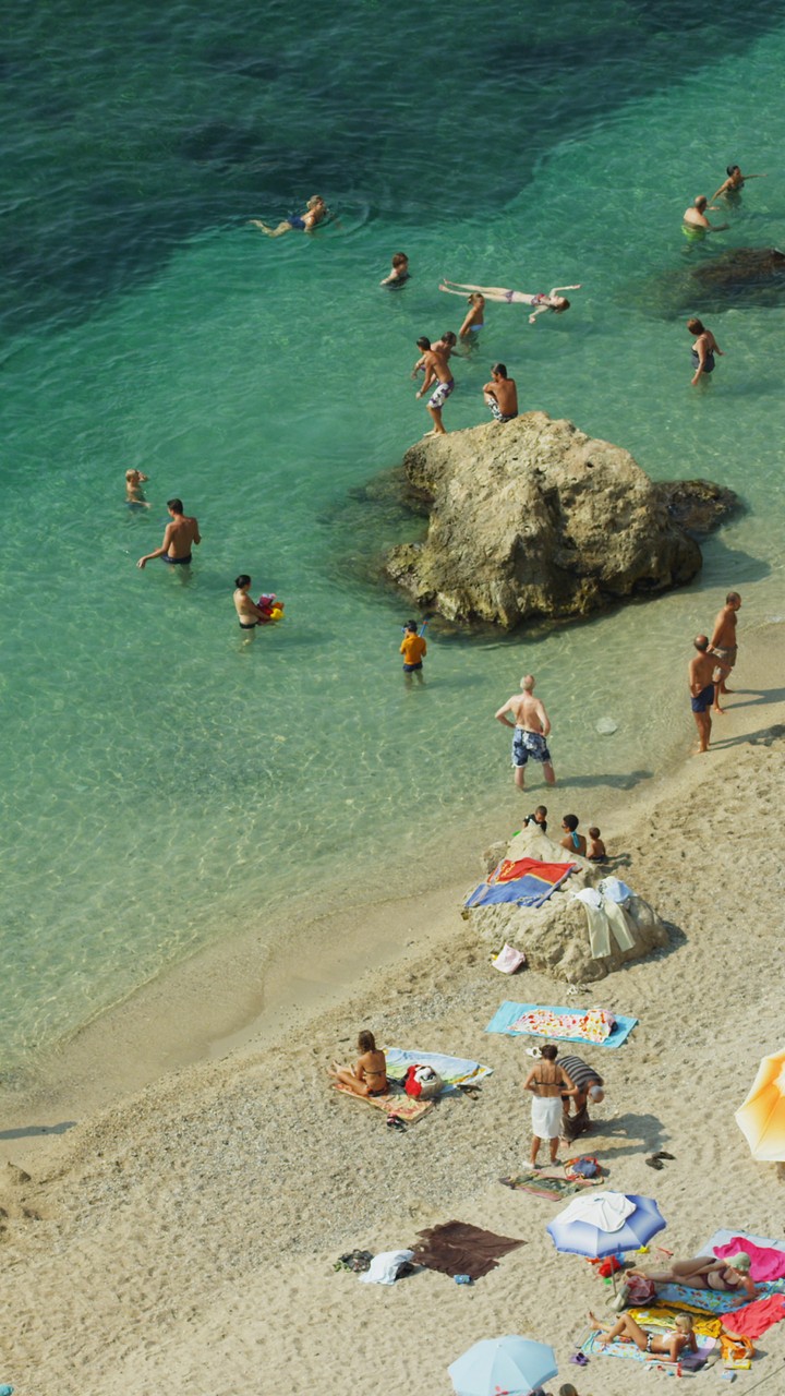 [Video Wallpaper]People On the Beach