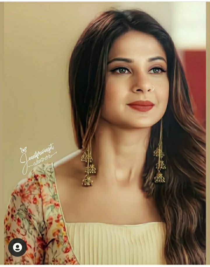 Zoya