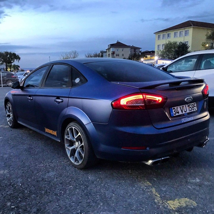 Ford Mondeo ST