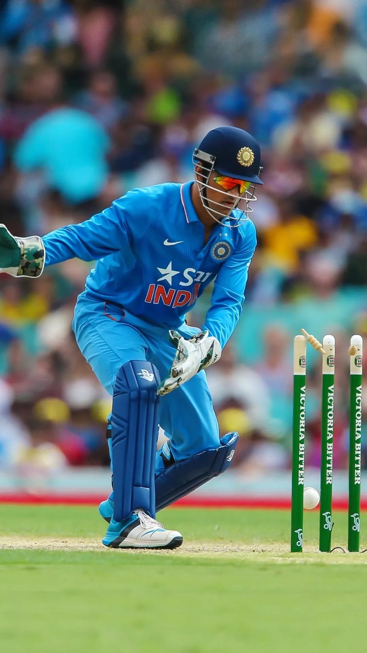 dhoni