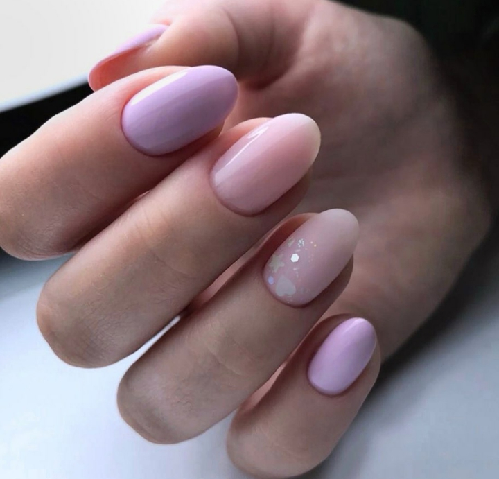 nails