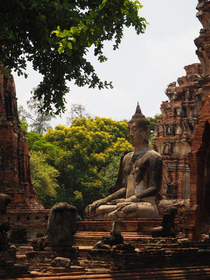 Buddha statue in Ayuthaya