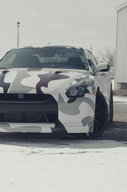 GT R