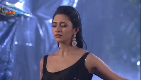 tempting divyanka