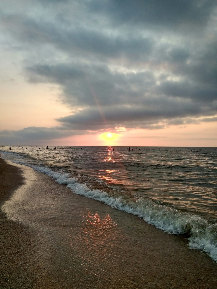 море