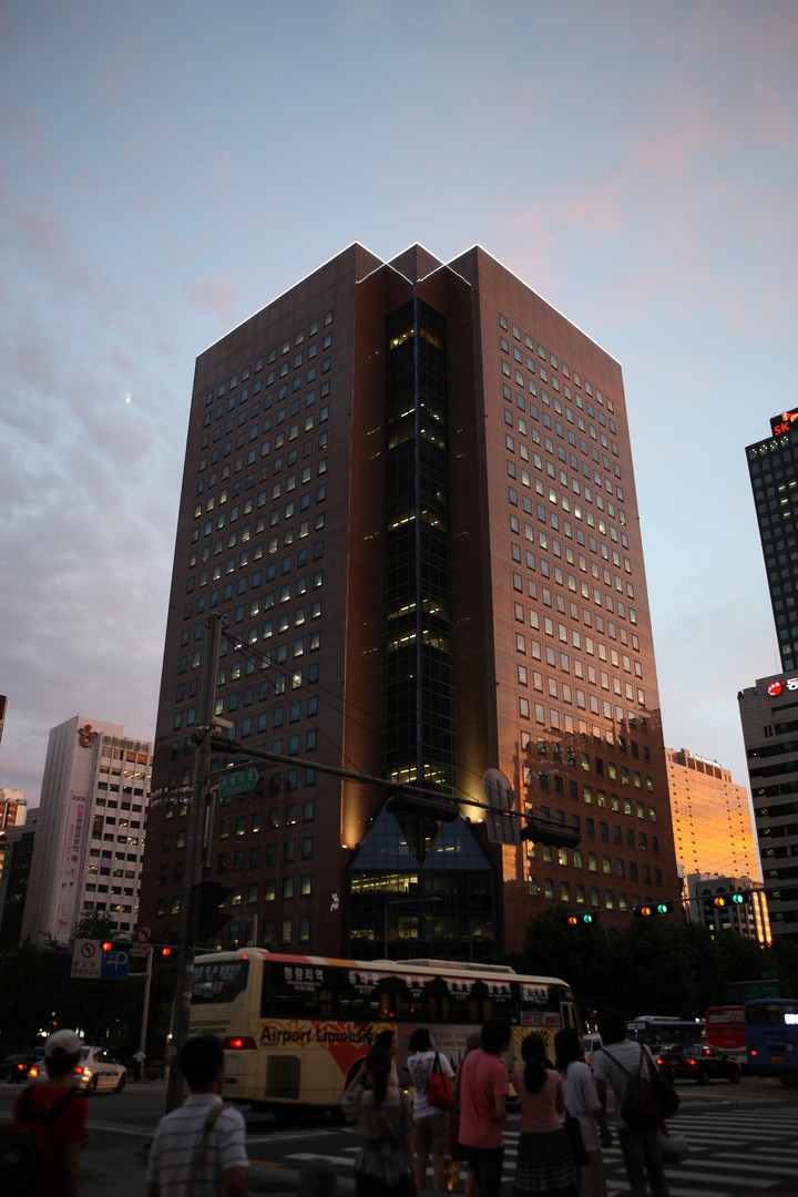 Financial Building