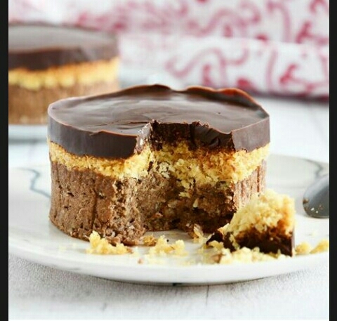 Beautiful chocolate cake.