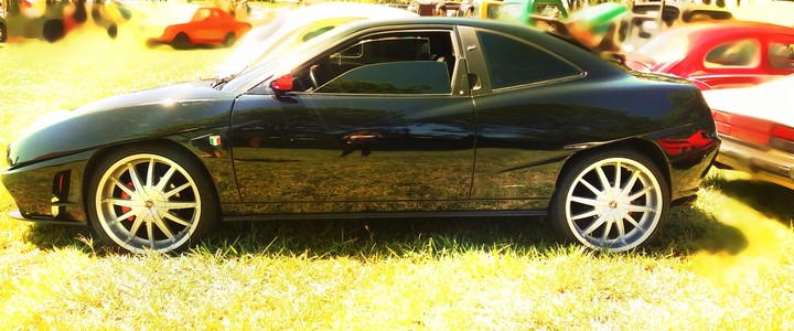 Coupe de perfil  (carro antigo)