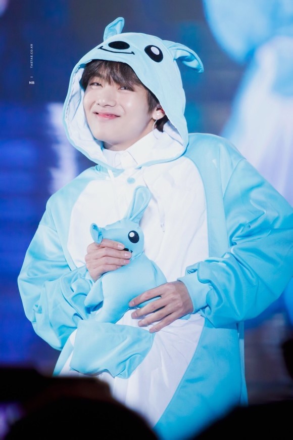 BTS V