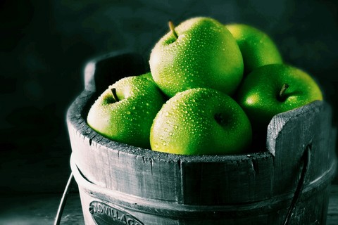 Apples