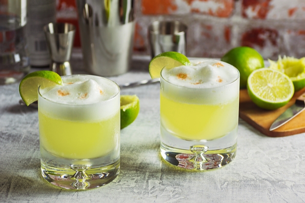 sour. cocktails