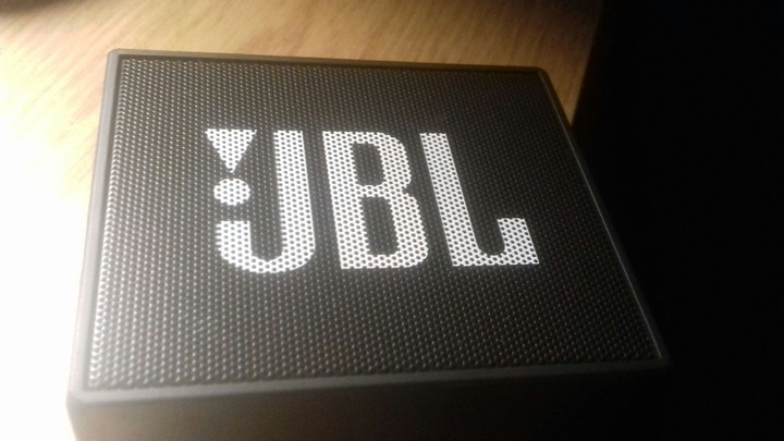JBL GO