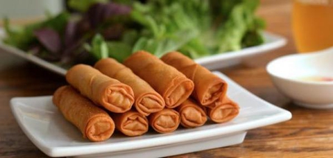 رول مع جبنة و لحمةمقلی