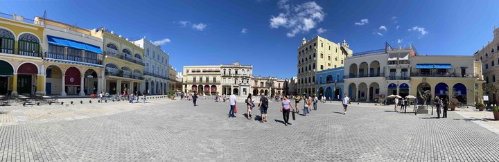 Plaza vieja Habana CUBA