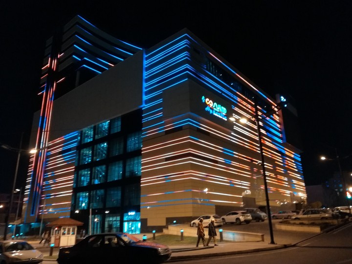 Atlas shoping center