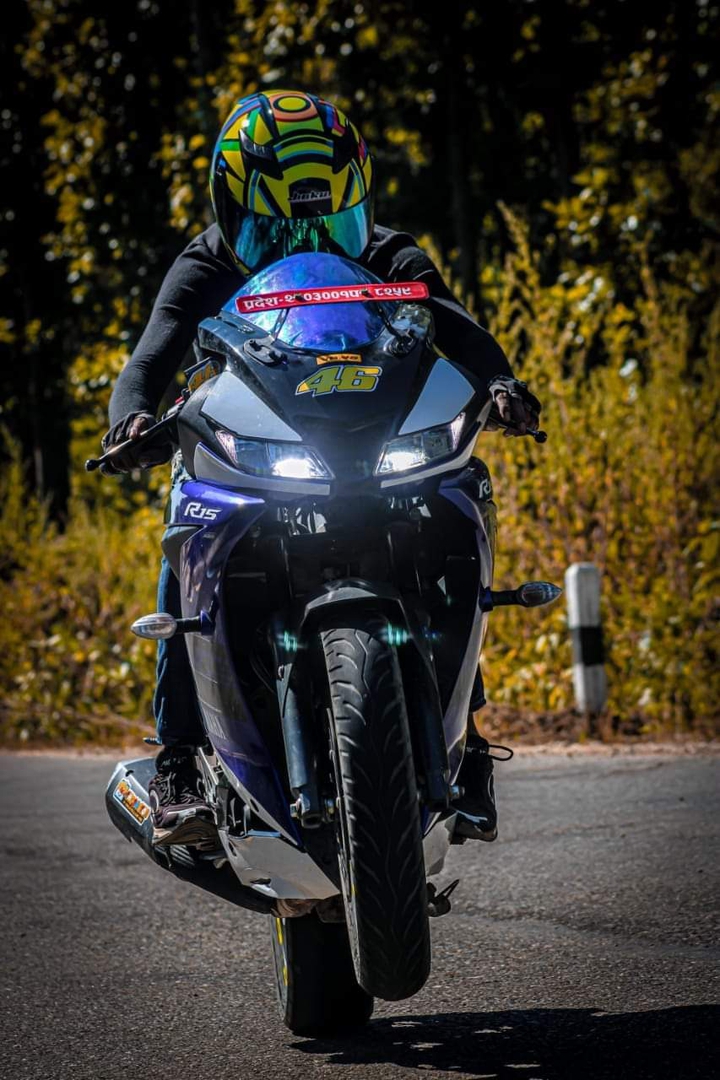 R15